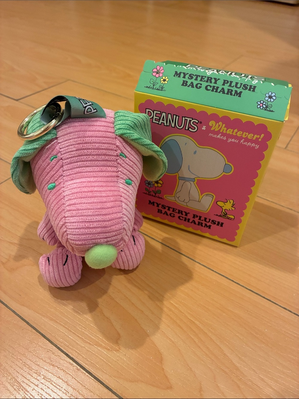 Peanuts x Whatever Makes You Happy  Corduroy Snoopy Mystery Plush Bag Charm Set - Picture 2 of 3